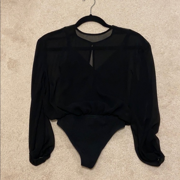 Aritzia | Wilfred| Dressy Bodysuit - Picture 1 of 4